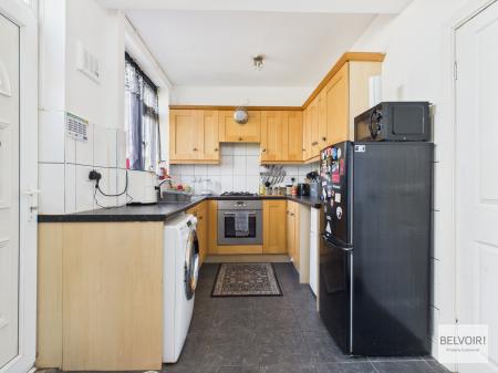 3 bedroom End of terrace house for sale in Woodcock Place, Manor, Sheffield, S2