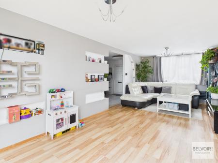 3 bedroom Terraced House for sale in Samuel Place, Sheffield, S2