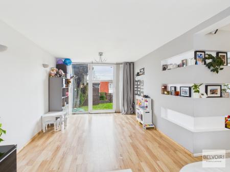 3 bedroom Terraced House for sale in Samuel Place, Sheffield, S2