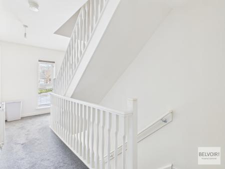 4 bedroom Town house for sale in Manor Park Crescent, Sheffield, S2