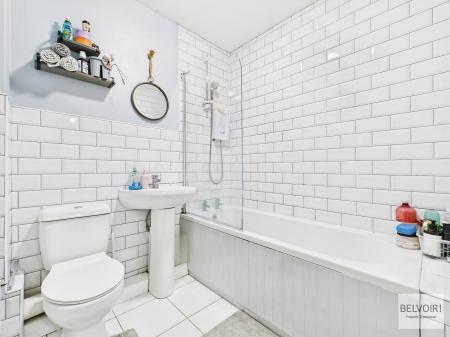 1 bedroom Apartment for sale in Headford Gardens, Crookesmoor, Sheffield, S3