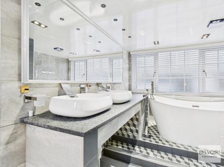 4 bedroom Detached house for sale in Stanley Road, Chapeltown, Sheffield, S35