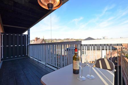 2 bedroom Apartment to let in Gordon Road, Sharrow Vale, Sheffield, S11