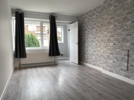 1 bedroom Ground floor flat to let in Varley Gardens, Flanderwell, Rotherham, S66