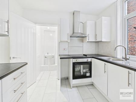 3 bedroom Terraced House for sale in Owlerton Green, Hillsborough, Sheffield, S6