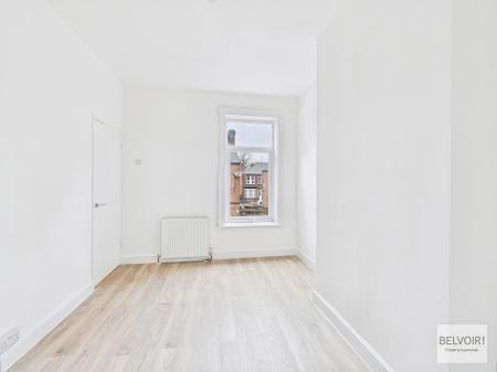 3 bedroom Terraced House for sale in Owlerton Green, Hillsborough, Sheffield, S6