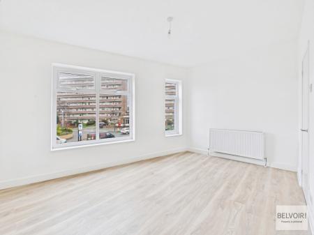 3 bedroom Terraced House for sale in Owlerton Green, Hillsborough, Sheffield, S6