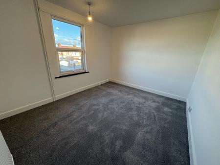 2 bedroom Terraced House to let in Omdurman Street, Swindon, SN2