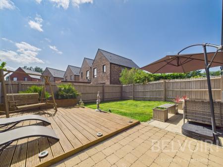 4 bedroom Town house for sale in Lady Herbert Way, Shrewsbury, SY3