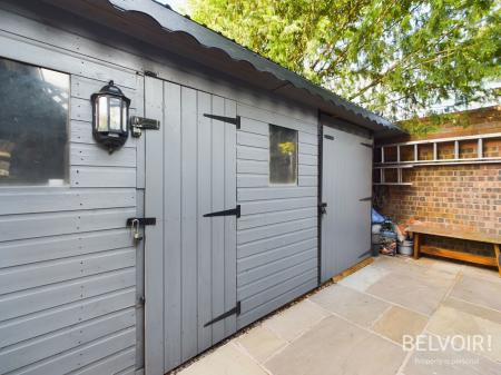 6 bedroom Detached house for sale in Longner Street, Mountfields, Shrewsbury, SY3