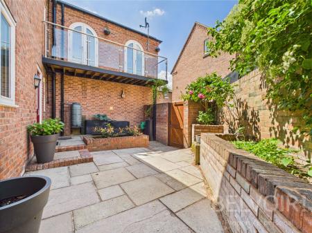 3 bedroom Detached house for sale in Town Walls, Town Centre, Shrewsbury, SY1