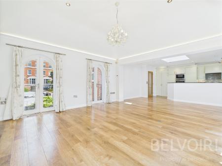 3 bedroom Detached house for sale in Town Walls, Town Centre, Shrewsbury, SY1