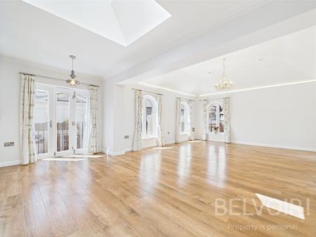 3 bedroom Detached house for sale in Town Walls, Town Centre, Shrewsbury, SY1