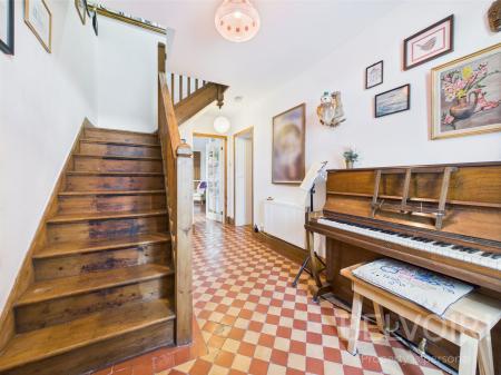 4 bedroom Semi-detached house for sale in Stanford House, Half Way House, Shrewsbury, SY5