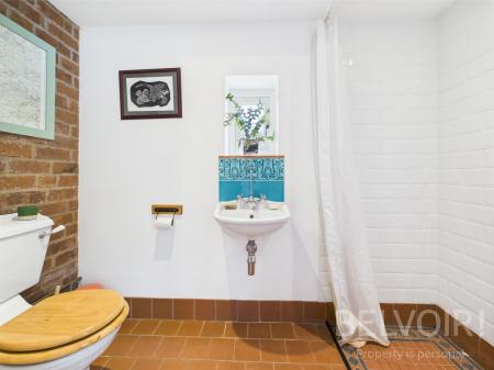 4 bedroom Semi-detached house for sale in Stanford House, Half Way House, Shrewsbury, SY5