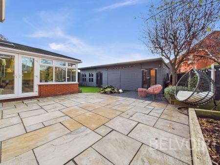 5 bedroom Detached house for sale in Peacehaven, Berwick Grange, Shrewsbury, SY1