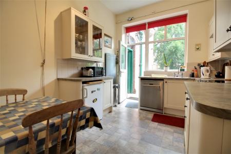 1 bedroom Flat to let in 2 Kennedy Road, Shrewsbury, SY3