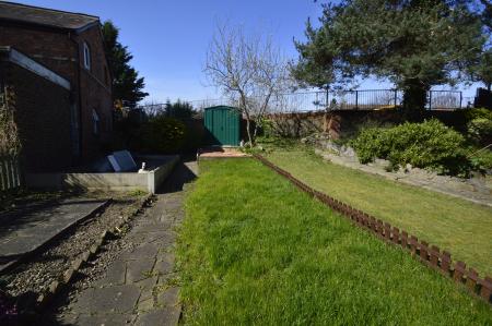 2 bedroom Terraced House to let in Hereford Road, Belle Vue, Shrewsbury, SY3