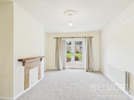 3 bedroom Semi-detached house to let in South Close, Longden Road, Shrewsbury, SY3