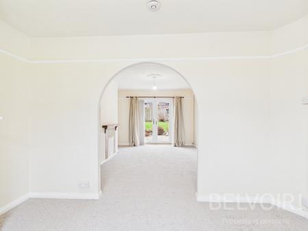 3 bedroom Semi-detached house to let in South Close, Longden Road, Shrewsbury, SY3