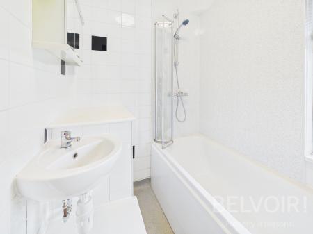 3 bedroom Semi-detached house to let in South Close, Longden Road, Shrewsbury, SY3