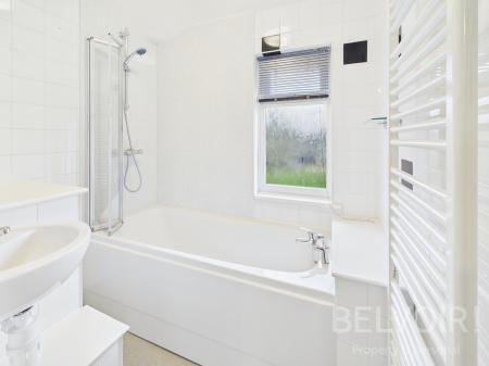 3 bedroom Semi-detached house to let in South Close, Longden Road, Shrewsbury, SY3