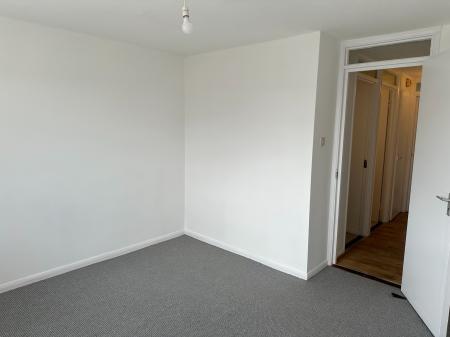 2 bedroom Flat for sale in Greenwood Close, Bexley, Sidcup, DA15