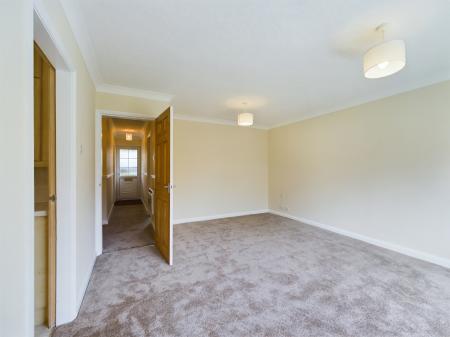 2 bedroom Flat to let in Haw Bank Court, Skipton, BD23