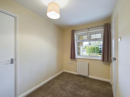 2 bedroom Flat to let in Haw Bank Court, Skipton, BD23