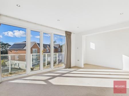 Brynfield Court, Mumbles, Swansea, SA3