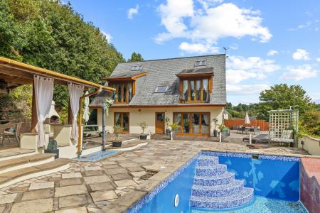 Pentredwr Road, Llansamlet, Swansea, SA7