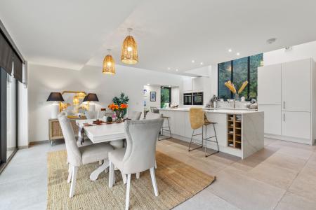 3 bedroom Detached house to let in Caswell Bay, Caswell, Swansea, SA3