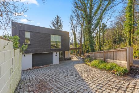 3 bedroom Detached house to let in Caswell Bay, Caswell, Swansea, SA3