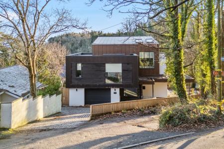 3 bedroom Detached house to let in Caswell Bay, Caswell, Swansea, SA3