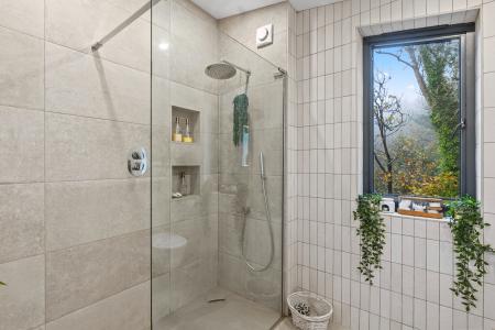 3 bedroom Detached house to let in Caswell Bay, Caswell, Swansea, SA3