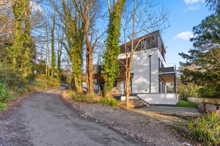 3 bedroom Detached house to let in Caswell Bay, Caswell, Swansea, SA3