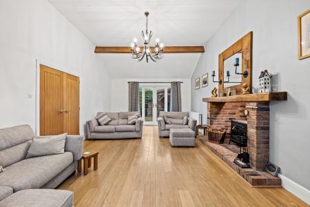 4 bedroom Detached house for sale in Woollacott Drive, Newton, Swansea, SA3