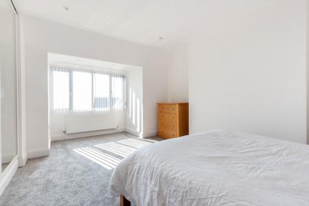 4 bedroom Detached house for sale in Higher Lane, Langland, Swansea, SA3