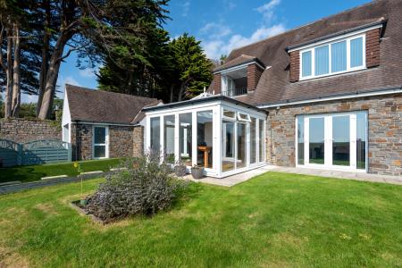 4 bedroom Detached house for sale in Higher Lane, Langland, Swansea, SA3