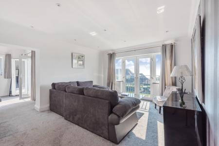 4 bedroom Detached house for sale in Higher Lane, Langland, Swansea, SA3