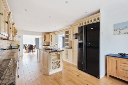 4 bedroom Detached house for sale in Higher Lane, Langland, Swansea, SA3