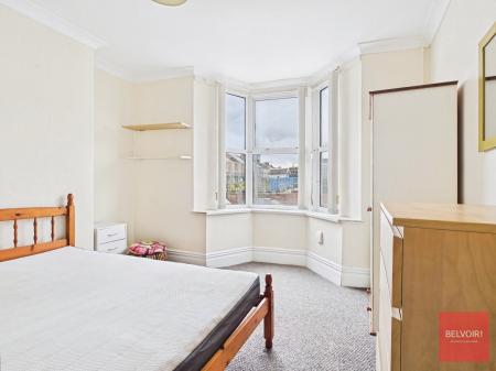 4 bedroom Terraced House for sale in De Breos Street, Brynmill, Swansea, SA2