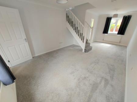 3 bedroom Semi-detached house to let in Chestnut Close, Metheringham, LN4