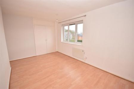 2 bedroom Flat for sale in Khormaksar Drive, Nocton, Lincoln