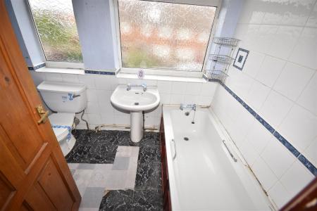 3 bedroom Terraced House for sale in Buttler Way, Sleaford