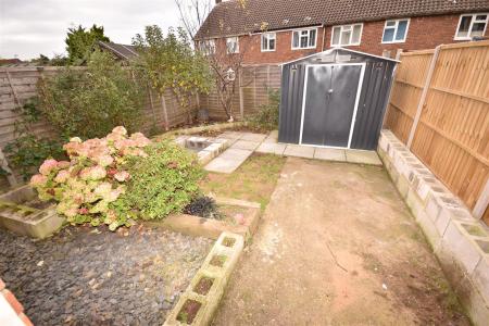 3 bedroom Terraced House for sale in Buttler Way, Sleaford