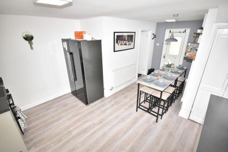 3 bedroom Semi-detached house for sale in Sandygate Close, Horbling