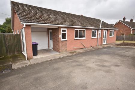 High Street, Tattershal, Lincoln