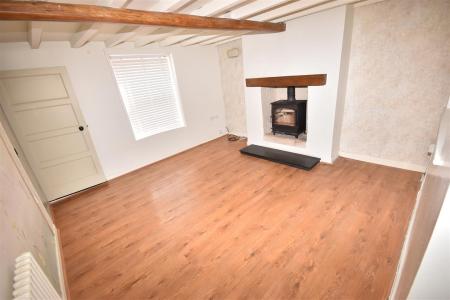 2 bedroom Semi-detached house for sale in Pinfold Lane, Ruskington