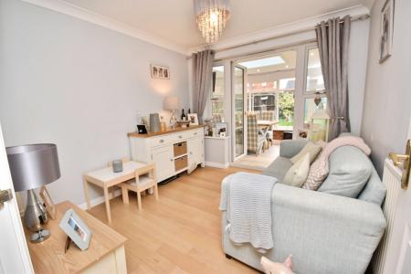 4 bedroom Detached house for sale in Sheldrake Road, Sleaford